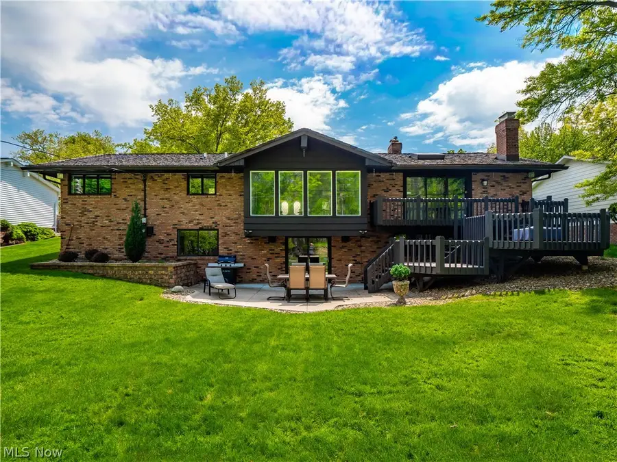 13730 Arrowhead Trail, Middleburg Heights, OH 44130 - #2