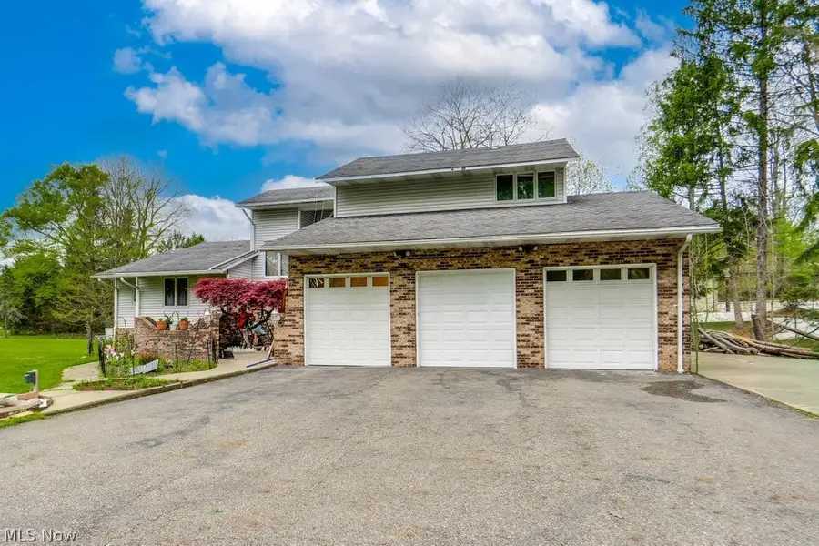 406 Washburn Road, Tallmadge, OH 44278 - #3