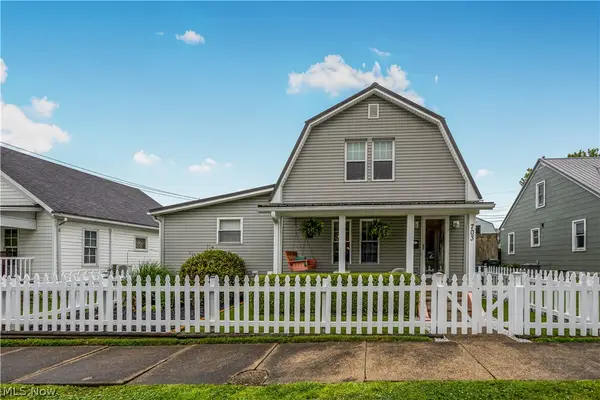 703 6th Street, St Marys, WV 26170