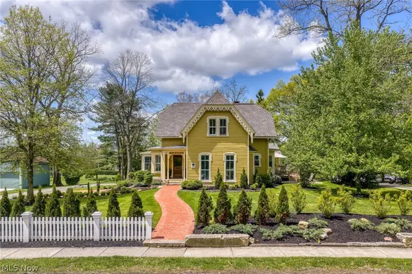 374 N Main Street, Hudson, OH 44236
