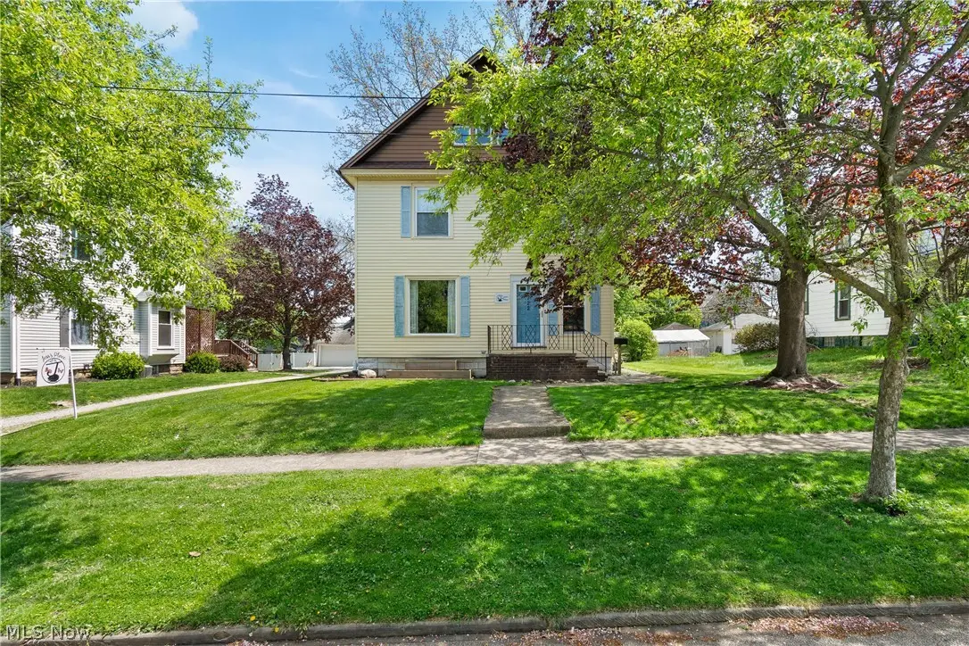 722 S Vine Street, Orrville, OH 44667 - #1