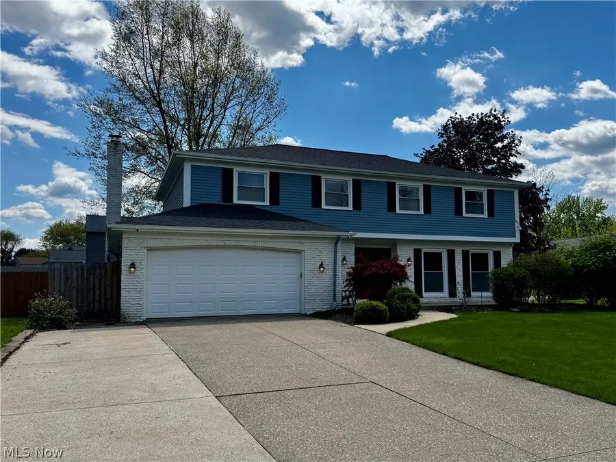 17051 Hunting Meadows Drive, Strongsville, OH 44136 - #2