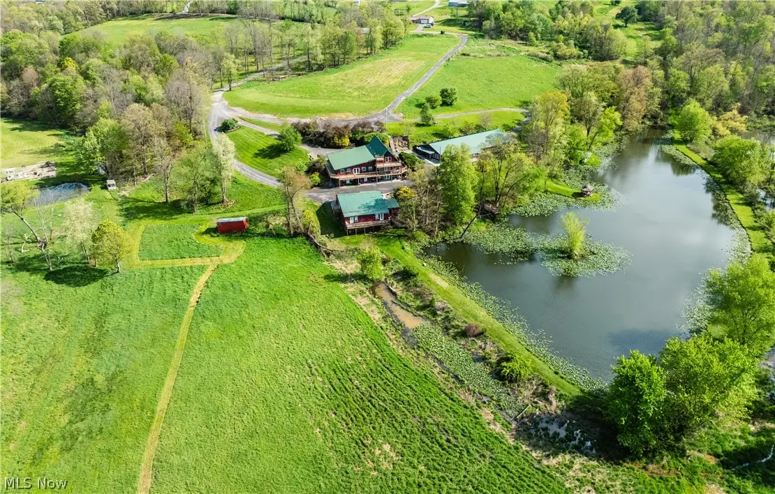 8480 Possum Hollow Nw Road, Dundee, OH 44624 - #1