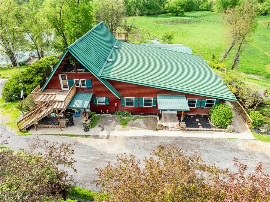 8480 Possum Hollow Nw Road, Dundee, OH 44624 - #3