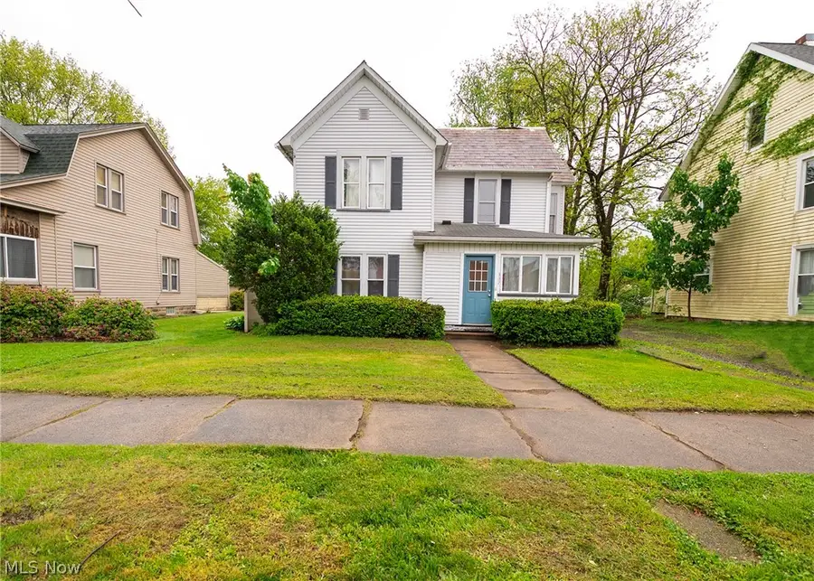 337 3rd Nw Street, New Philadelphia, OH 44663 - #2