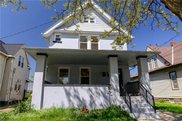 2016 Halstead Avenue, Lakewood, OH 44107