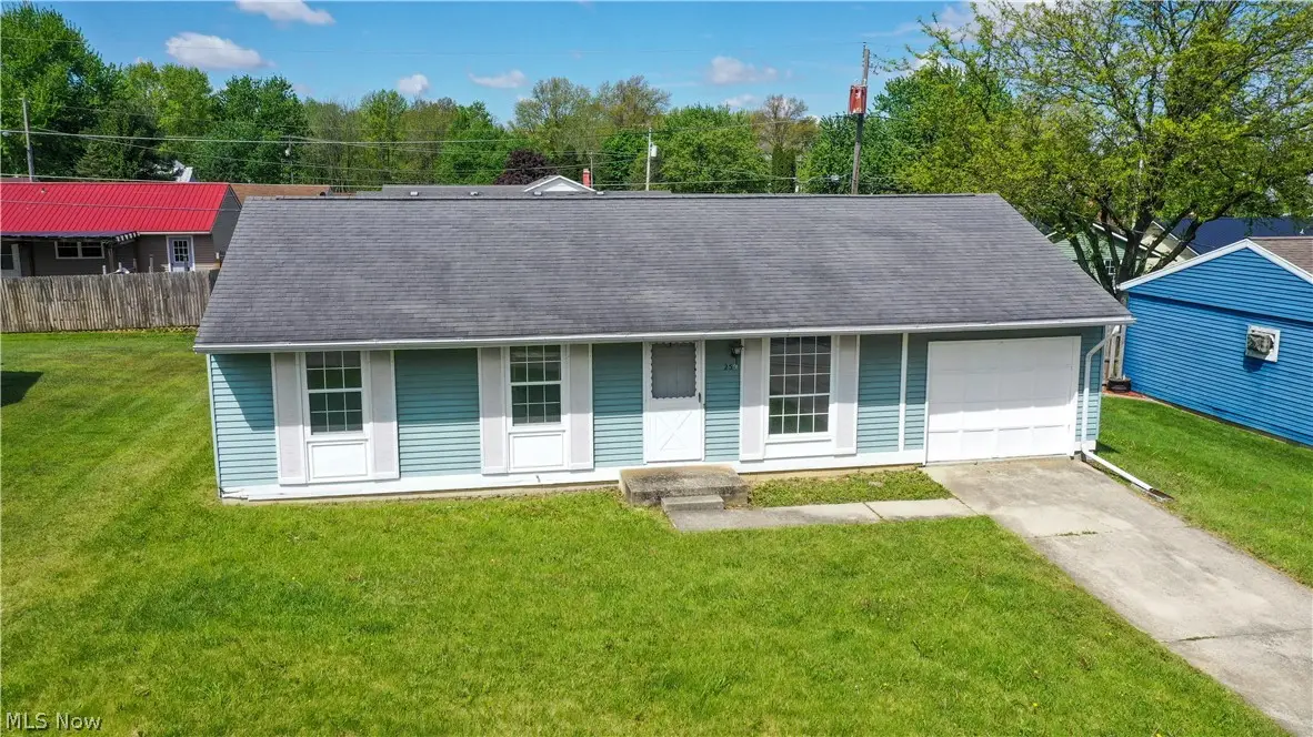 259 Nauman Street, Bucyrus, OH 44820 - #1