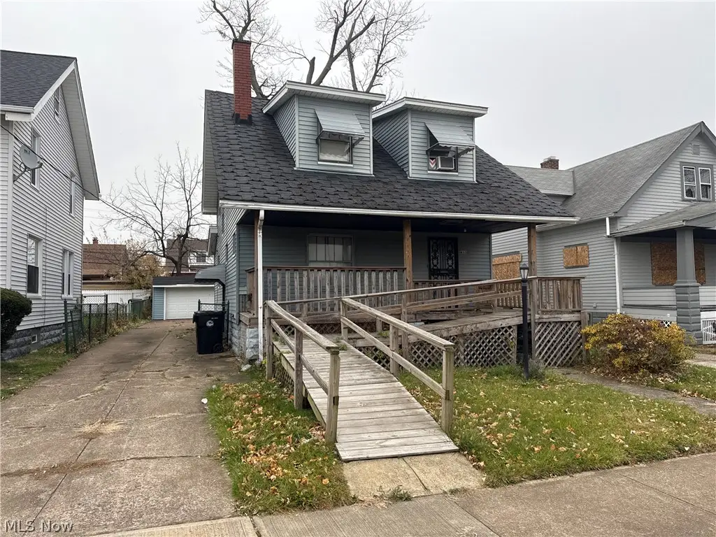 4107 E 146th Street, Cleveland, OH 44128 - #1