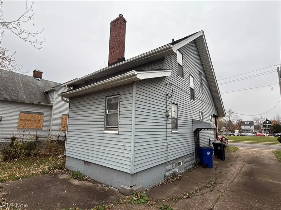 4107 E 146th Street, Cleveland, OH 44128 - #3
