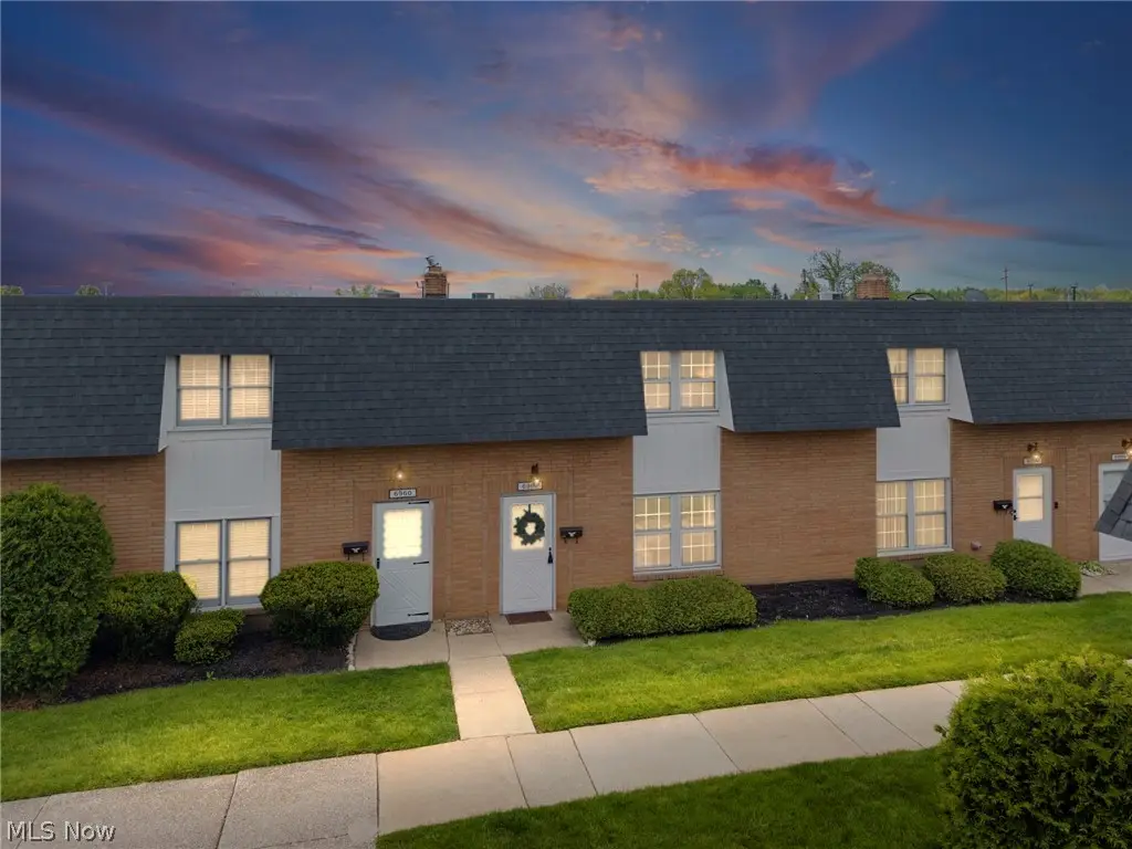 6962 S Parkway Drive, Middleburg Heights, OH 44130 - #1