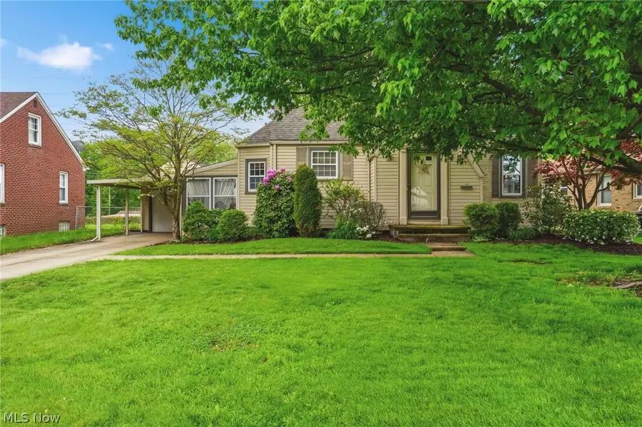 1207 Western Sw Avenue, Canton, OH 44710 - #2