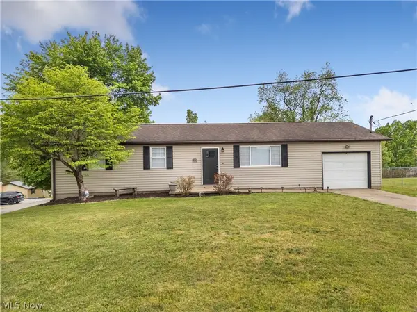 26 Hickory Drive, Little Hocking, OH 45742