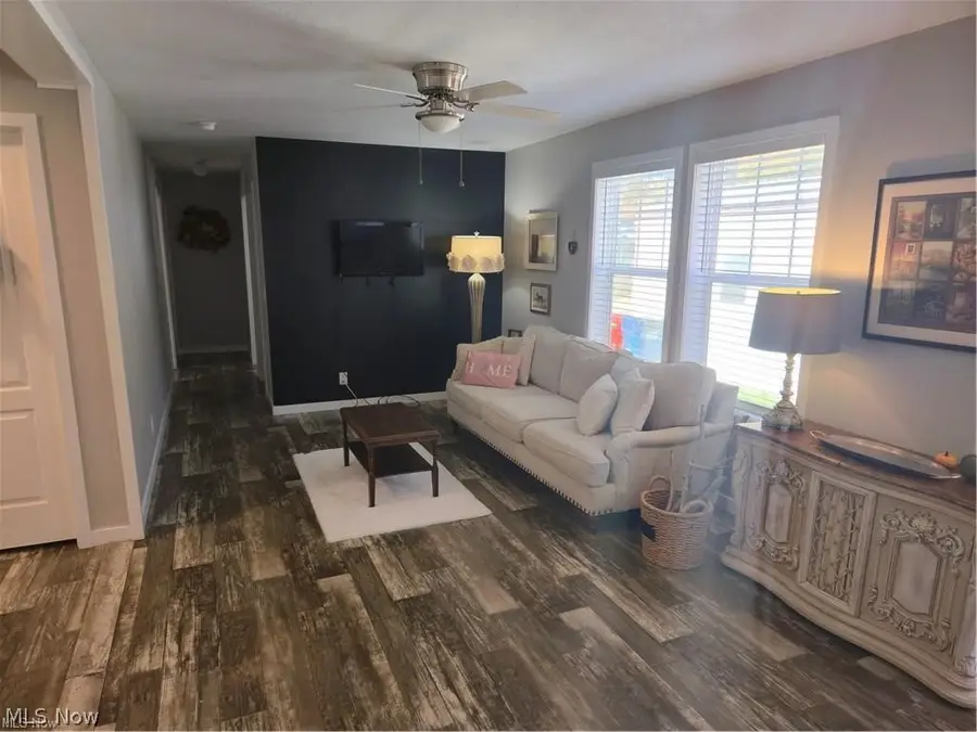 292 Westwoods Street, Amherst, OH 44001 - #3