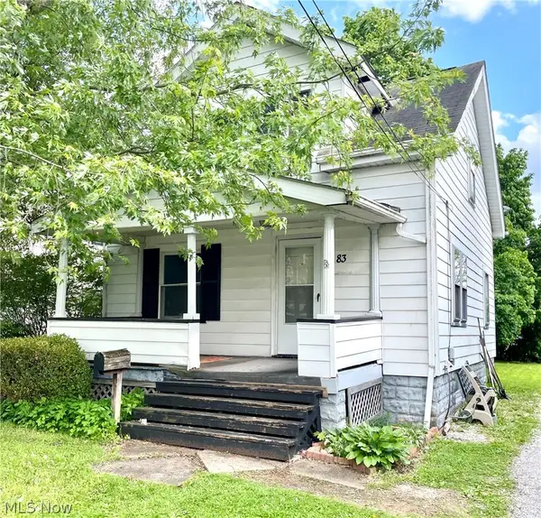 83 Smithsonian Street, Girard, OH 44420