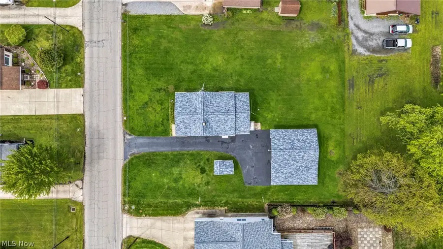 2131 Overland Ne Avenue, Warren, OH 44483 - #3