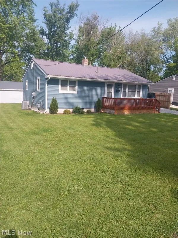 3009 Willowrow Ne Avenue, Canton, OH 44705