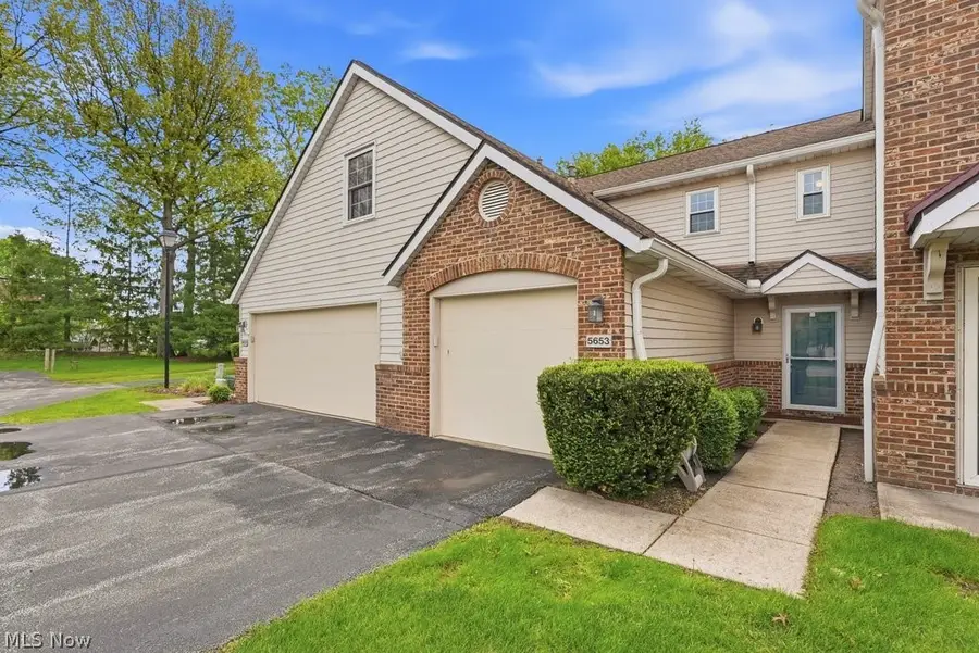5653 Gateway Lane, Brook Park, OH 44142 - #2