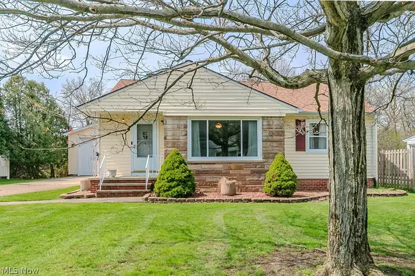 400 Harris Road, Richmond Heights, OH 44143