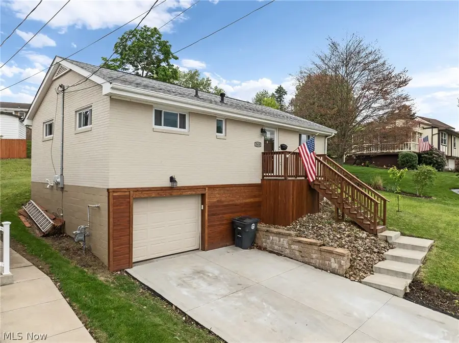 2610 Cherry Avenue, Steubenville, OH 43952 - #2