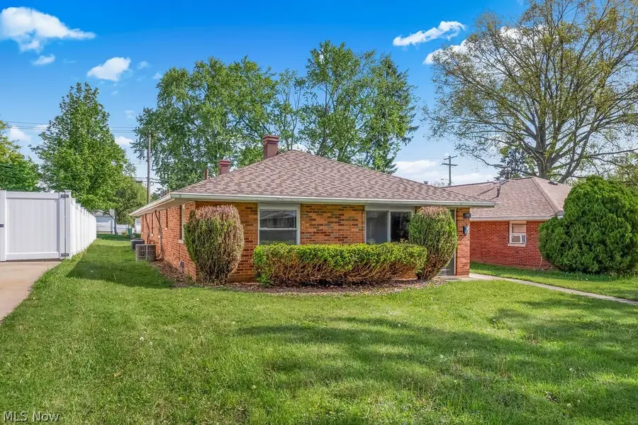 117-119 Filmore Avenue, Cuyahoga Falls, OH 44221 - #2