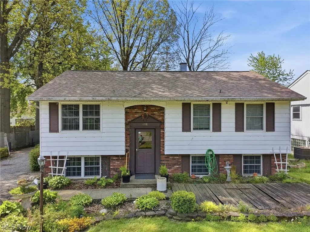 1358 E 27th Street, Ashtabula, OH 44004 - #1