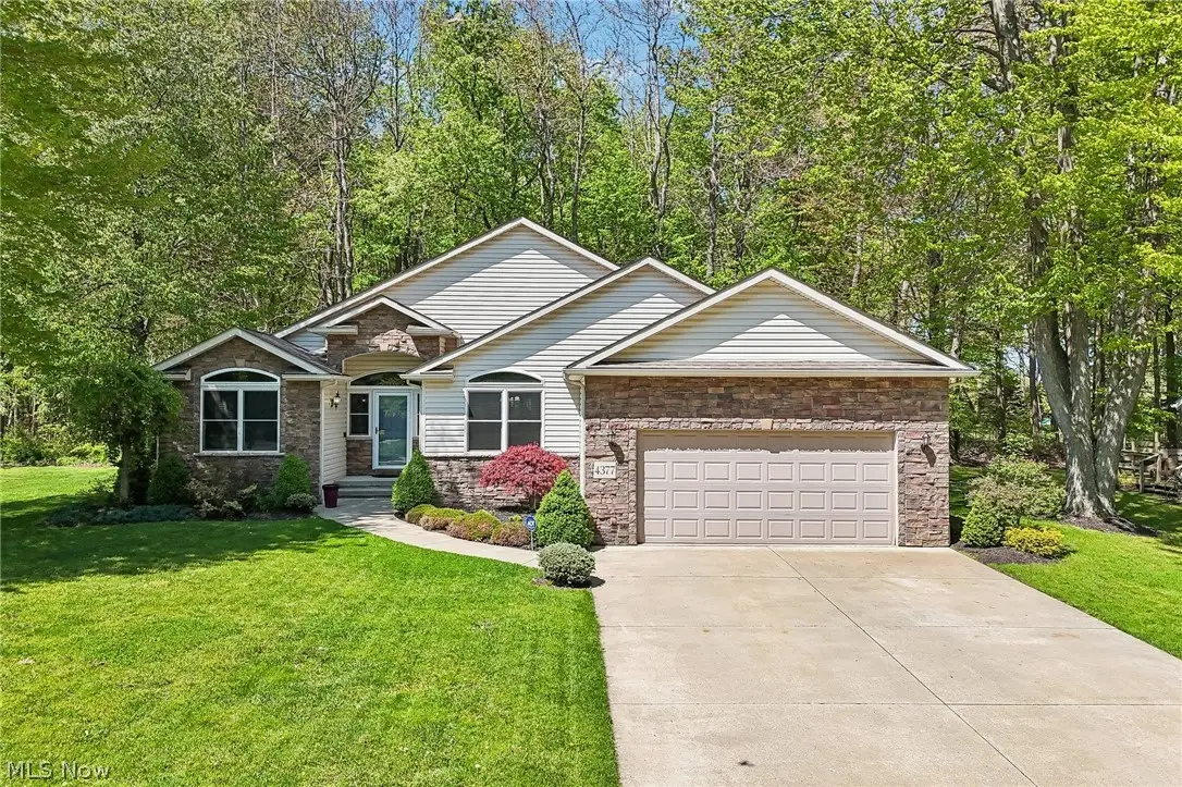 4377 Stonegate Drive, Ashtabula, OH 44004 - #1
