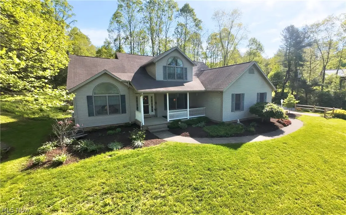 7714 Lucerne Dr, Millersburg, OH 44654 - #1
