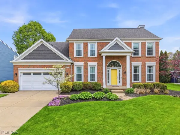 8431 Shorthorn Drive, Sagamore Hills, OH 44067