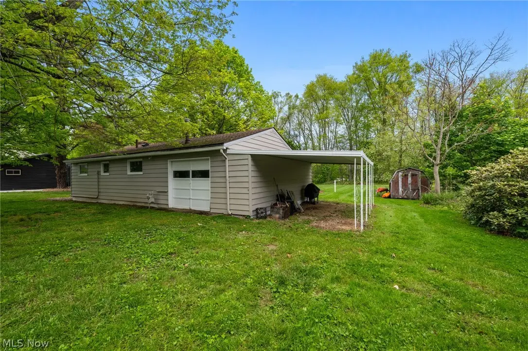 6109 Vale View Sw Drive, Sherrodsville, OH 44675 - #1