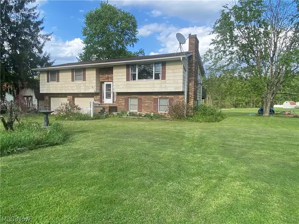 1326 Barclay Messerly Road, Leavittsburg, OH 44430
