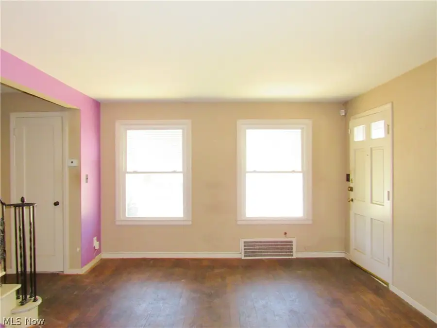 25250 Treadwell Avenue, Euclid, OH 44117 - #3
