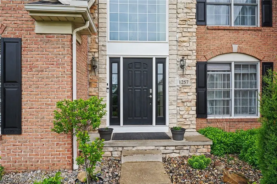1257 Muchney Circle, Akron, OH 44312 - #3