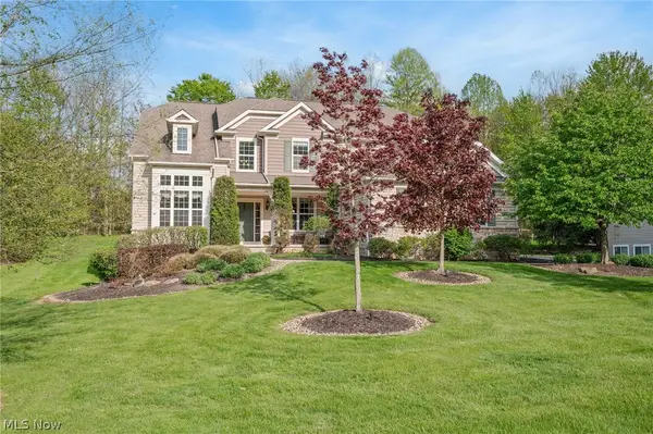7695 Cottonwood Trail, Chagrin Falls, OH 44023