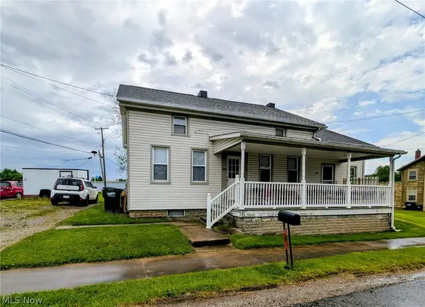 100 W. Erie St., Creston, OH 44217