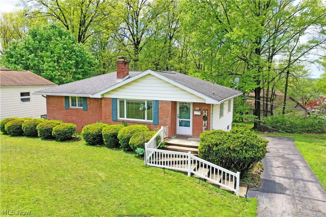 804 Hartzell Avenue, Niles, OH 44446 - #1