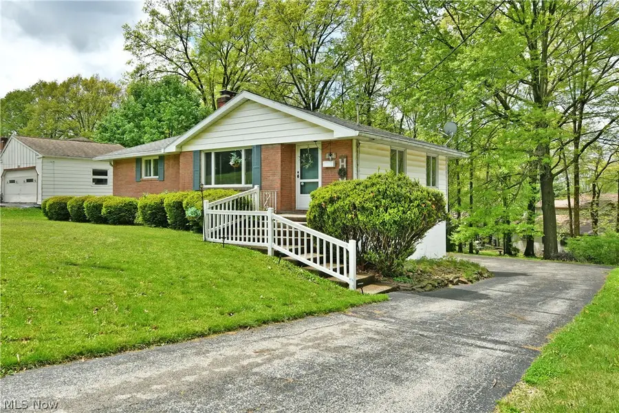 804 Hartzell Avenue, Niles, OH 44446 - #2