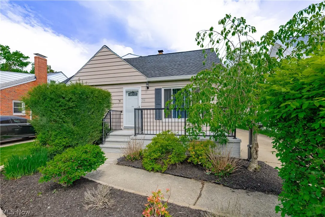 1241 Sunset Road, Mayfield Heights, OH 44124 - #1
