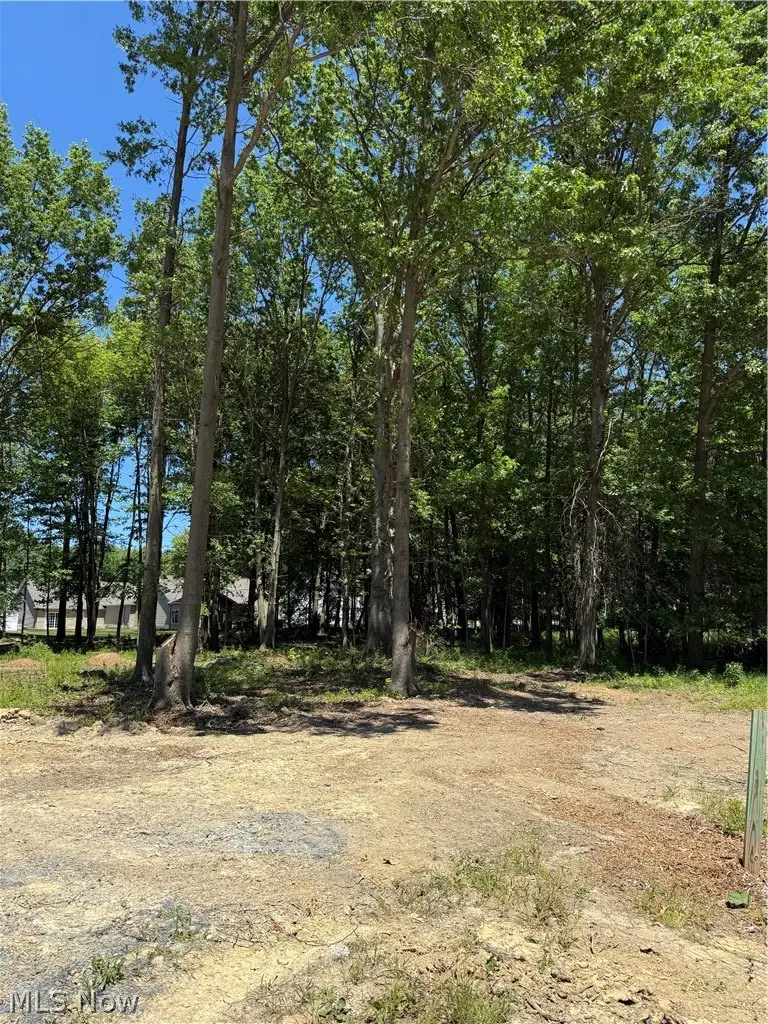 48 Breezewood Lane, Vermilion, OH 44089 - #1