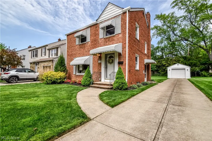 1785 Idlehurst Drive, Euclid, OH 44117 - #2
