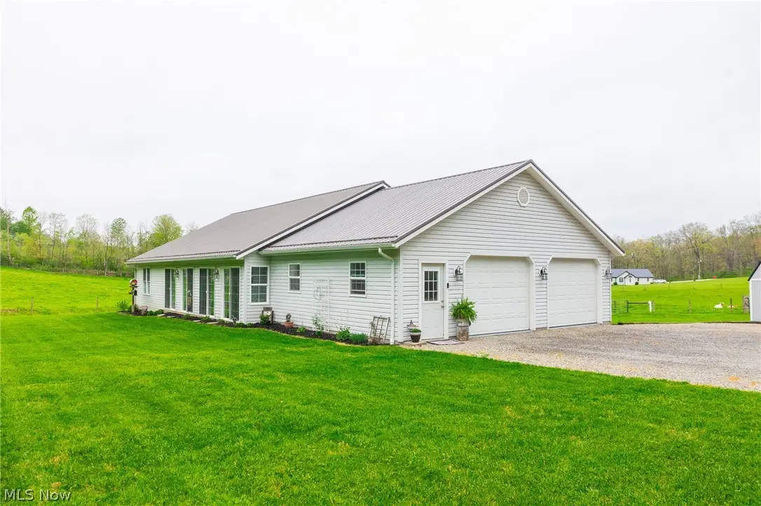 14655 Township Road 213, Lakeville, OH 44638 - #1