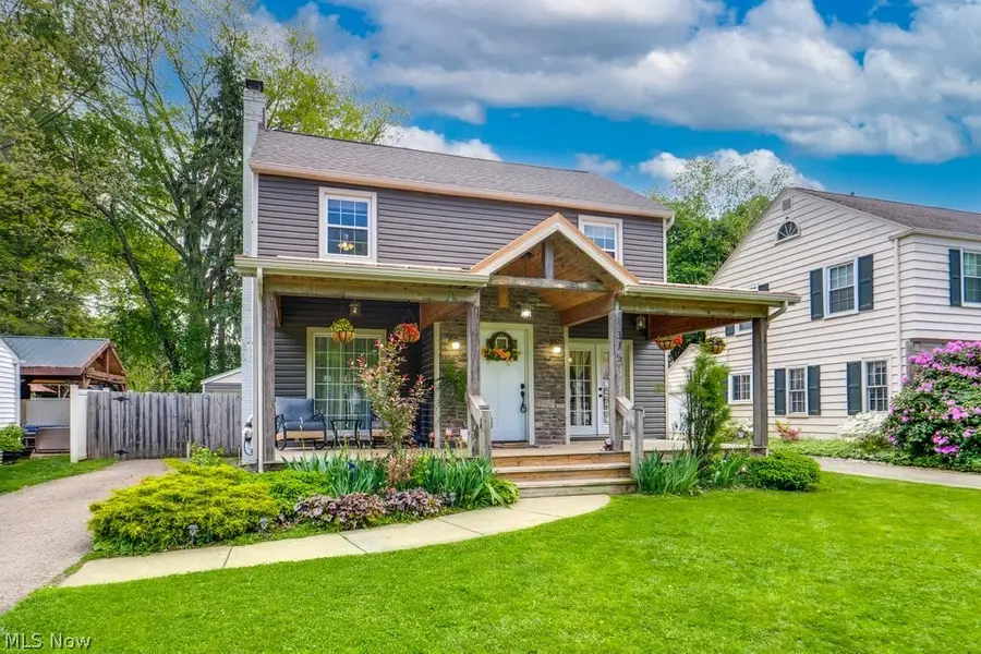 375 Roslyn Avenue, Akron, OH 44320 - #2
