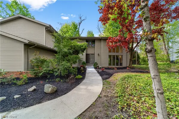 29526 Bryce Road, Cleveland, OH 44124