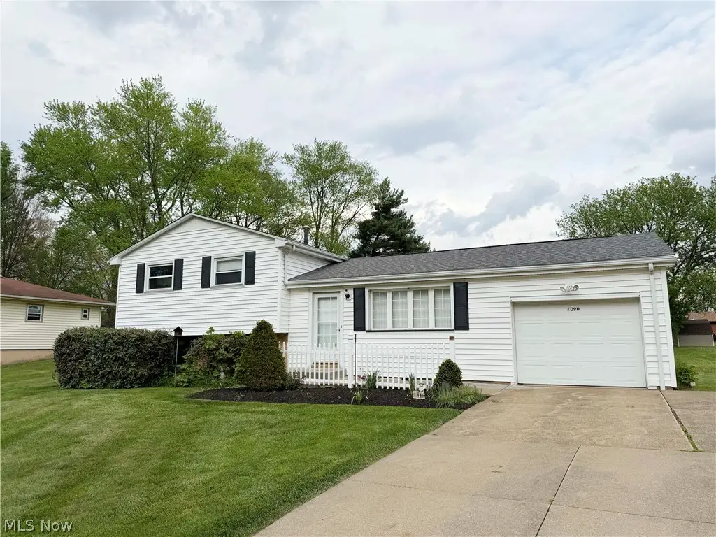 7090 Hillridge Ne Avenue, Canton, OH 44721 - #1