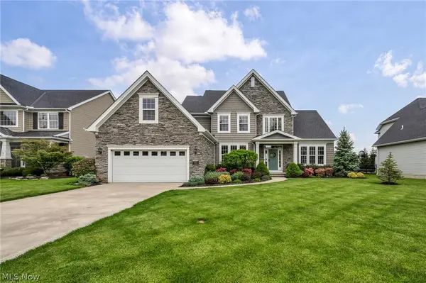 32708 Albion Drive, Avon Lake, OH 44012
