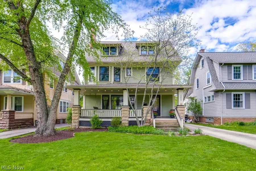 3255 Hyde Park Avenue, Cleveland Heights, OH 44118 - #2