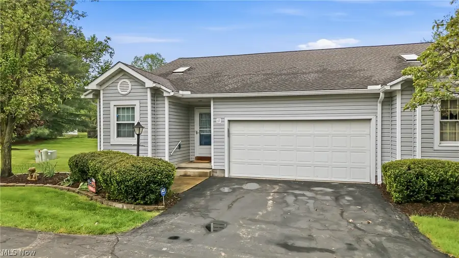 111 Greenfield Nw Oval, Warren, OH 44483 - #3