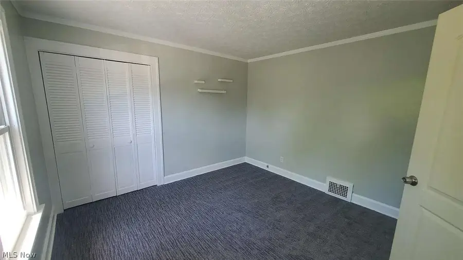 59 Elm Street, Bedford, OH 44146 - #3