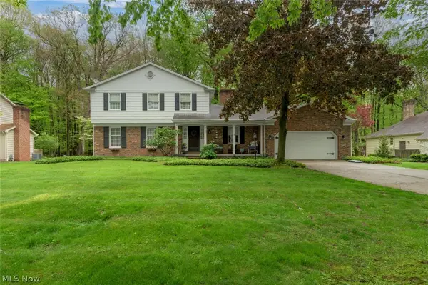 7749 Silver Fox Drive, Youngstown, OH 44512