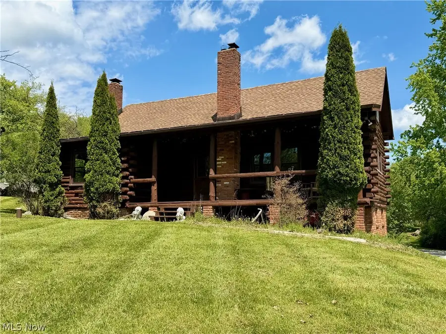 13665 Clover Lake Drive, Chardon, OH 44024 - #2