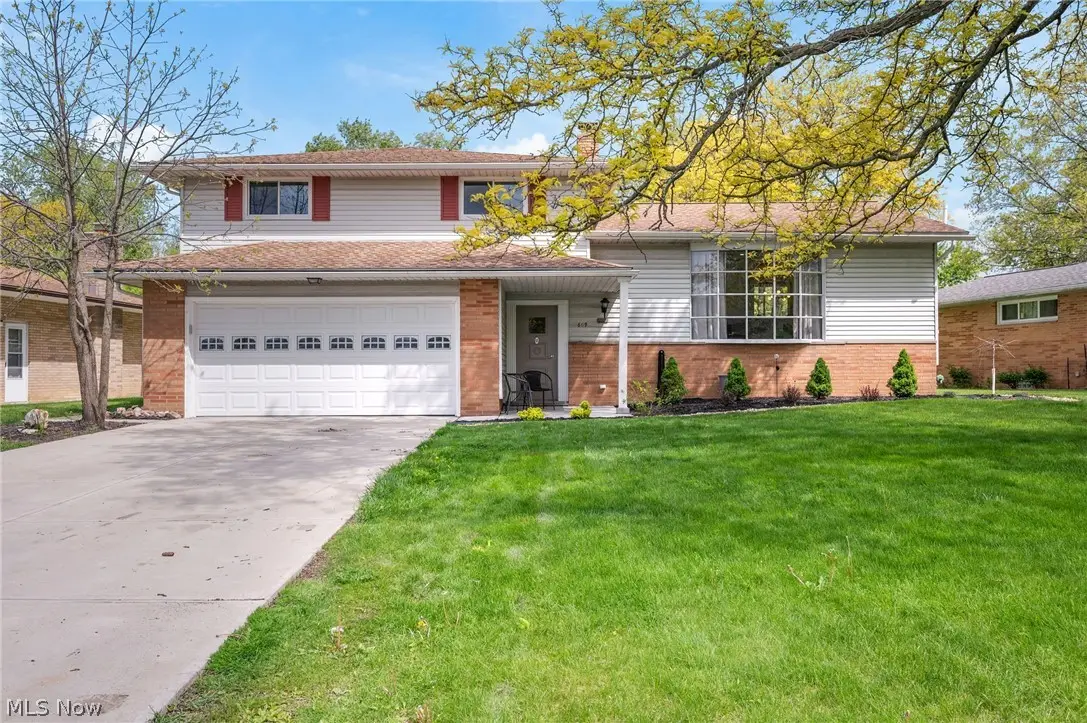 5609 Pinnacle Park Drive, Seven Hills, OH 44131 - #1